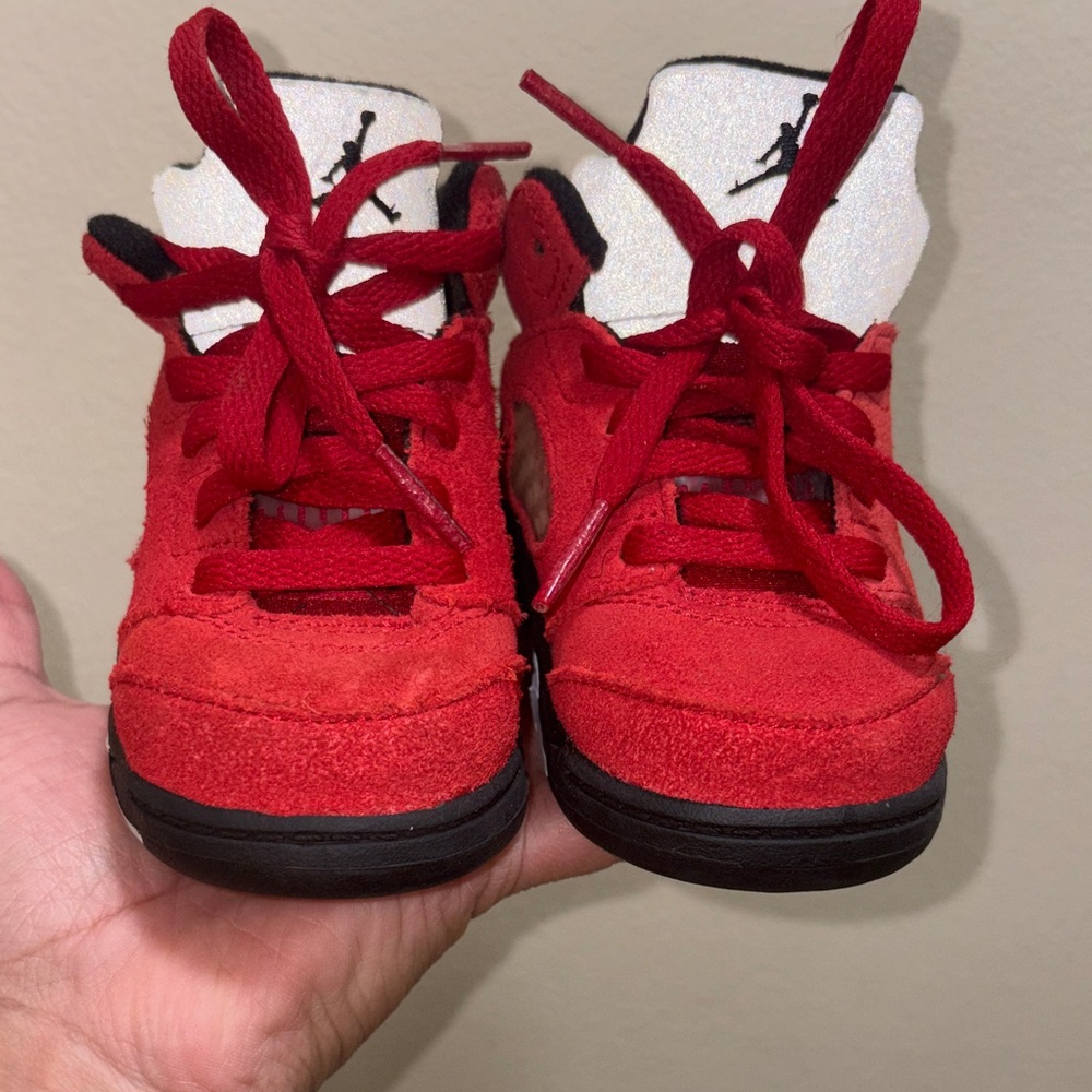 Jordan 5 Retro Raging Bull